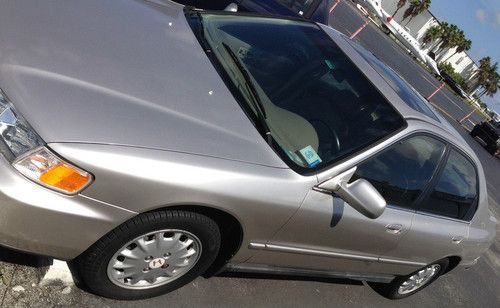 1996 honda accord ex sedan 4-door 2.2l