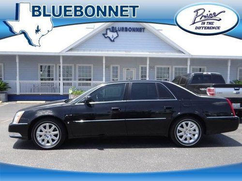 2010 cadillac dts, loaded, nav, sunroof, backup, climate seats