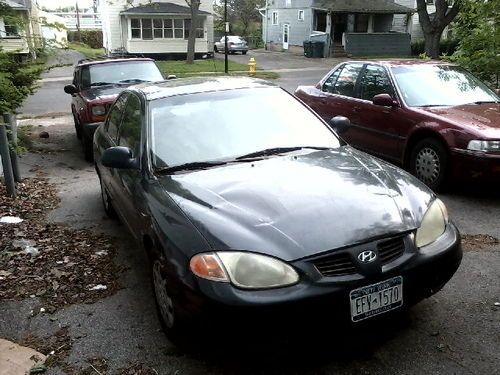 2000 hyundai elantra gls sedan 4-door 2.0l