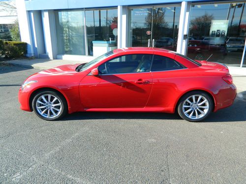 2011 infiniti g37 hard top convertible - mint condition!