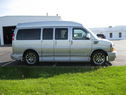 2012 GMC Savana Explorer Limited SE Conversion Van TV hot spot High TOP 962 mile, image 24