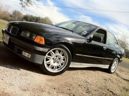 1993 bmw 325i base sedan 4-door 2.5l