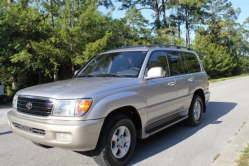 2000 toyota land cruiser, champagne silver, gray leather, 164,700 miles, sunroof
