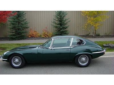 1971 jaguar xke.  fuel injected 5 speed.  must see!