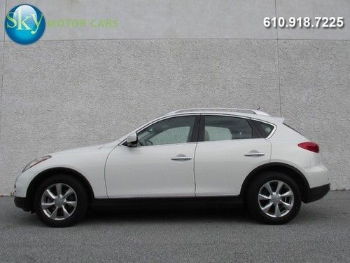$44,035 msrp awd premium technology navigation moonroof 37,628 miles!