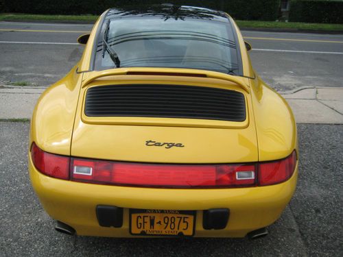 Porsche 993 1996 Very LOW Miles, image 2