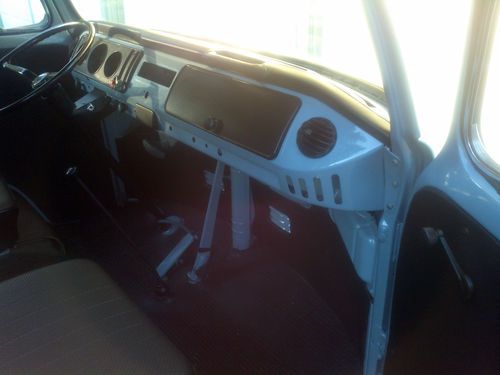Rare VW, 1972 Volkswagen Panel Bus walkthrough, great condition, camper, Z bed, image 6