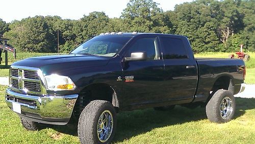 2011 dodge ram 2500 crewcab 6spd manual diesel lifted 20" wheels no reserve