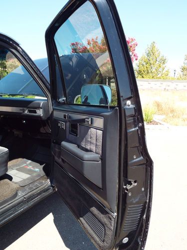 1987 Chevy Silverado Shortbed-CALIFORNIA RUST FREE BEAUTY, image 16