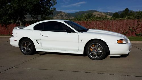 1995 mustang cobra r