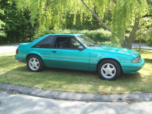 1993 ford mustang lx hatchback 2-door 5.0l 1awesomebeautifulcar-rare