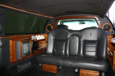 2000 lincoln town car 6 passenger limousine