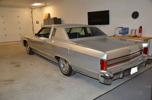 1978 lincoln continental base hardtop 2-door 7.5l