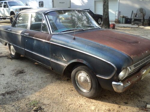 1961 ford falcon 6 cylinder auto trans rat rod 4 door,runs,drives,stops project