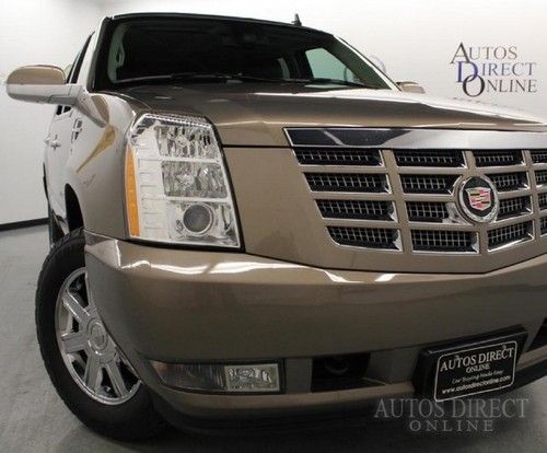 We finance 07 awd nav dvd back-up cam heated/cooled seats 3rd row tow hitch bose