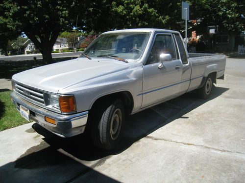 1988 toyota pickup xtra cab truck long bed rare one owner