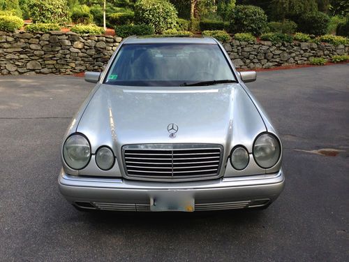 Mercedes benz 1999 e430, silver, runs great