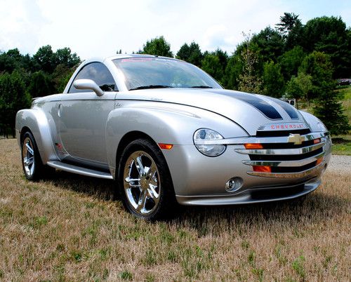 2005 chevrolet ssr - supercharged - lots of upgrades - one of a kind!!