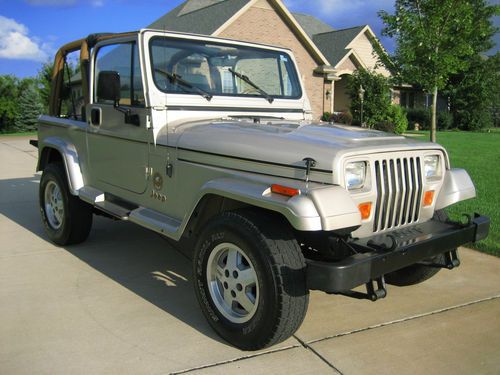 1995 wrangler sahara 4.0l automatic hard top soft top