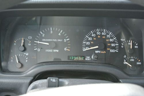 1998 jeep cherokee sport one owner...