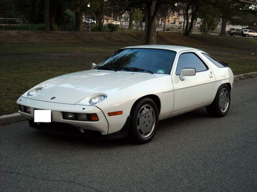 1984 porsche 928 s - 5 speed manual - original paint - limited slip differential