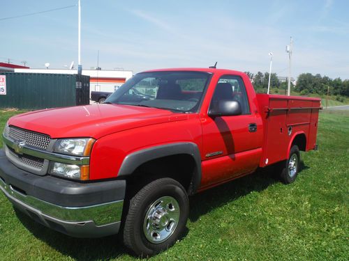 2004 chev hd2500 contractors service body