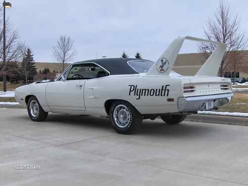 1970 plymouth superbird hemi four speed roadrunner