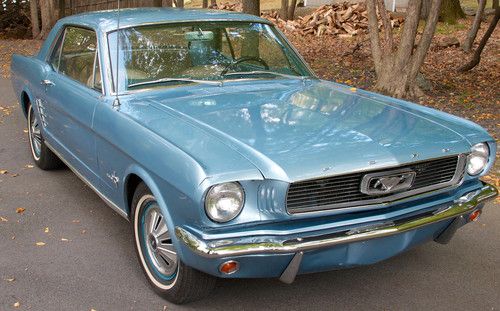 1966 Ford Mustang Coupe 3.3L Auto Original with AC, image 2