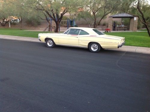 1968 dodge coronet 440 hardtop 2-door 5.2l