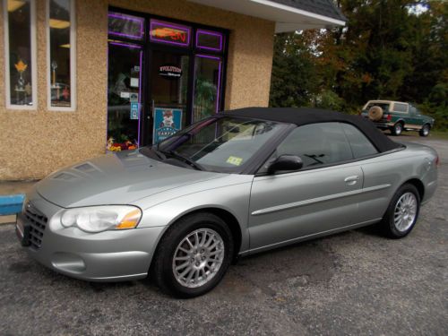 Convertible 1 owner clean carfax loaded leather interior navigation nj car clean