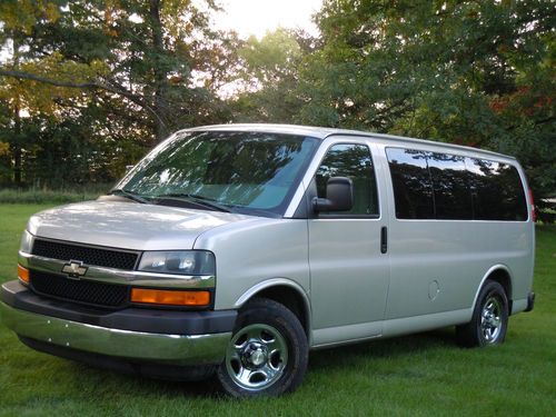 2006 chevrolet express 1500 lt passenger van 3-door 5.3l awd