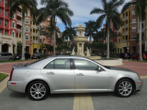 Florida , 1 owner , navigation , sunroof, carfax certified, 15k original miles