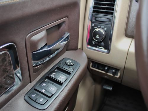 6.7L Diesel 4x4 Laramie Longhorn Navigation Rear DVD 20in Rims Tonneau Cover, image 28