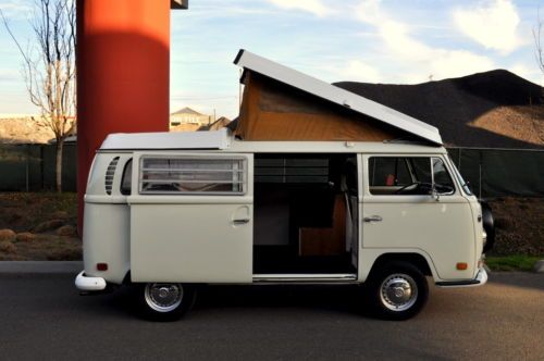 1971 volkswagen bus type 2 camper pop-top pastel white westfilia