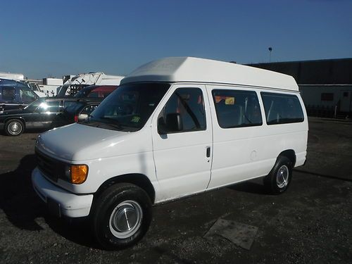 04 ford e-250 handicap van wheel chair lift clean runs perfect
