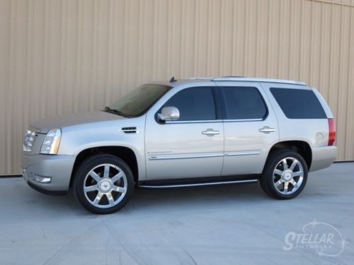 2007 cadillac escalade awd nav dvd tv&#039;s loaded