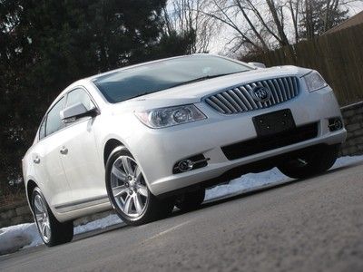 2011 buick lacrosse cxl awd 3.6l panoramic roof htd cooled leather seats loaded