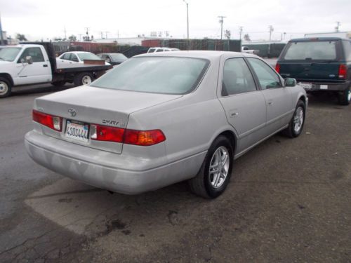 2001 Toyota Camry, NO RESERVE, image 2