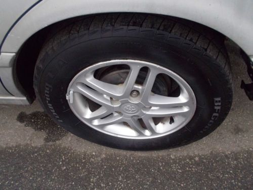 2001 Toyota Camry, NO RESERVE, image 11