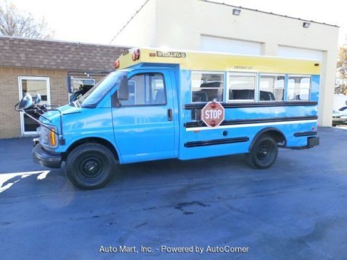 2002 chevy 3500 12 pass shuttle &#034;awesome &#034;only 55k&#034;
