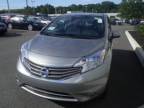 Nissan versa sl 2014  fully loaded $19,000 flat!!! on sale by owner!!!
