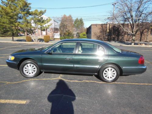 2002 lincoln continental base sedan 4-door 4.6l 92k miles and in very good shape