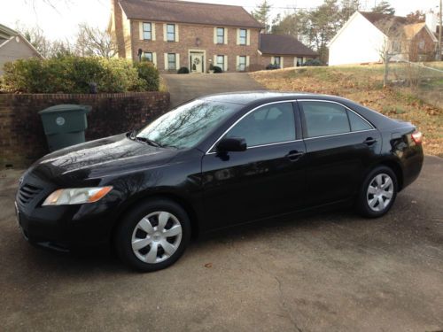 2007 toyota camry le 4 cyl. *runs great* **no reserve**