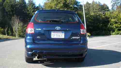 2004 Toyota Corolla Matrix 4-Door XR 2WD CUV, image 3