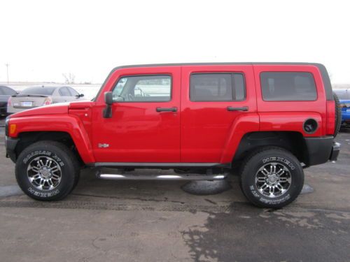 Nice 2008 hummer h3 low miles