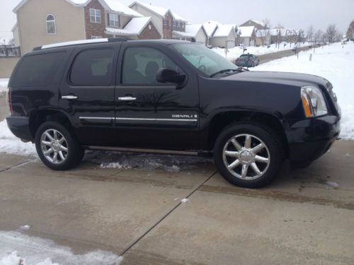 2007 gmc yukon denali sport utility 4-door 6.2l nav, dvd, power steps, loaded!!!