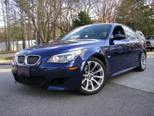 **rare 6 speed manual transmission 2008 bmw m5 in fantastic condition!!**
