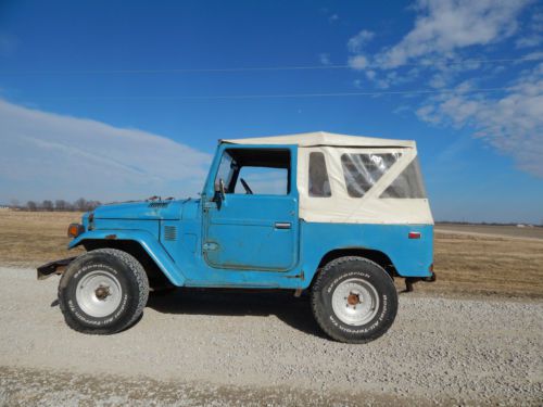 Toyota fj40 4x4 land cruiser