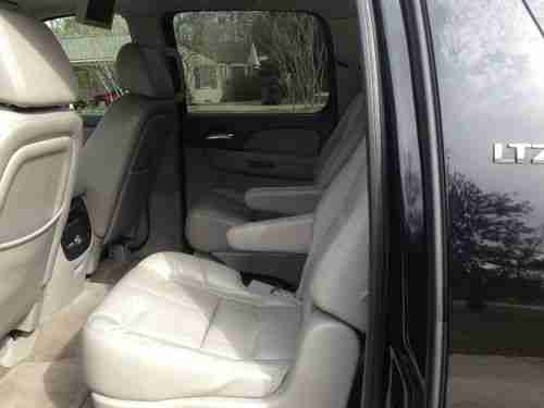 2007 Chevrolet Suburban 1500 LTZ Sport Utility 4-Door 5.3L, US $23,500.00, image 8