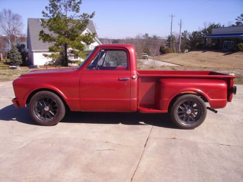 1967 chevy c-10 stepside sbc engine runs great p/s p/b heater good tires look